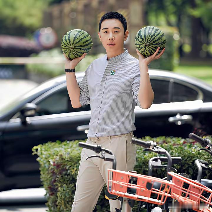 这才是今天娱乐圈最大的瓜！罗晋可能想不到媳妇唐嫣，拍完《繁花》，居然被导演王家卫