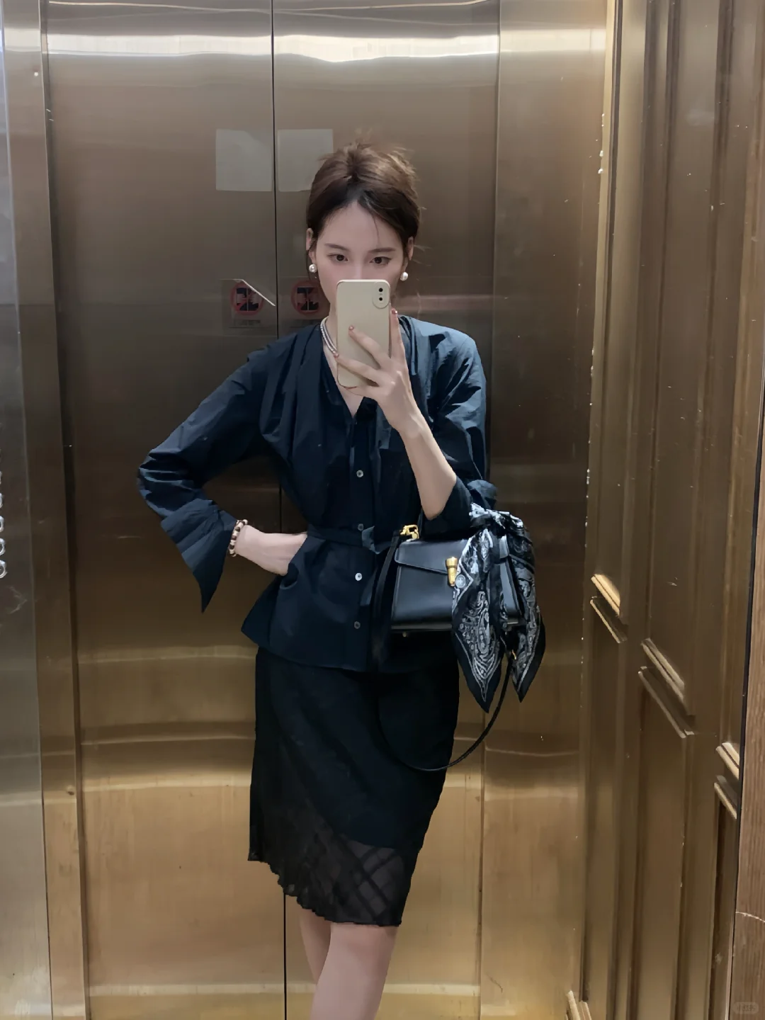简约气质黑