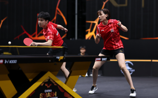 黄友政/陈熠3-0扎伊德/里纳德，晋级乒乓球亚锦赛混双16强