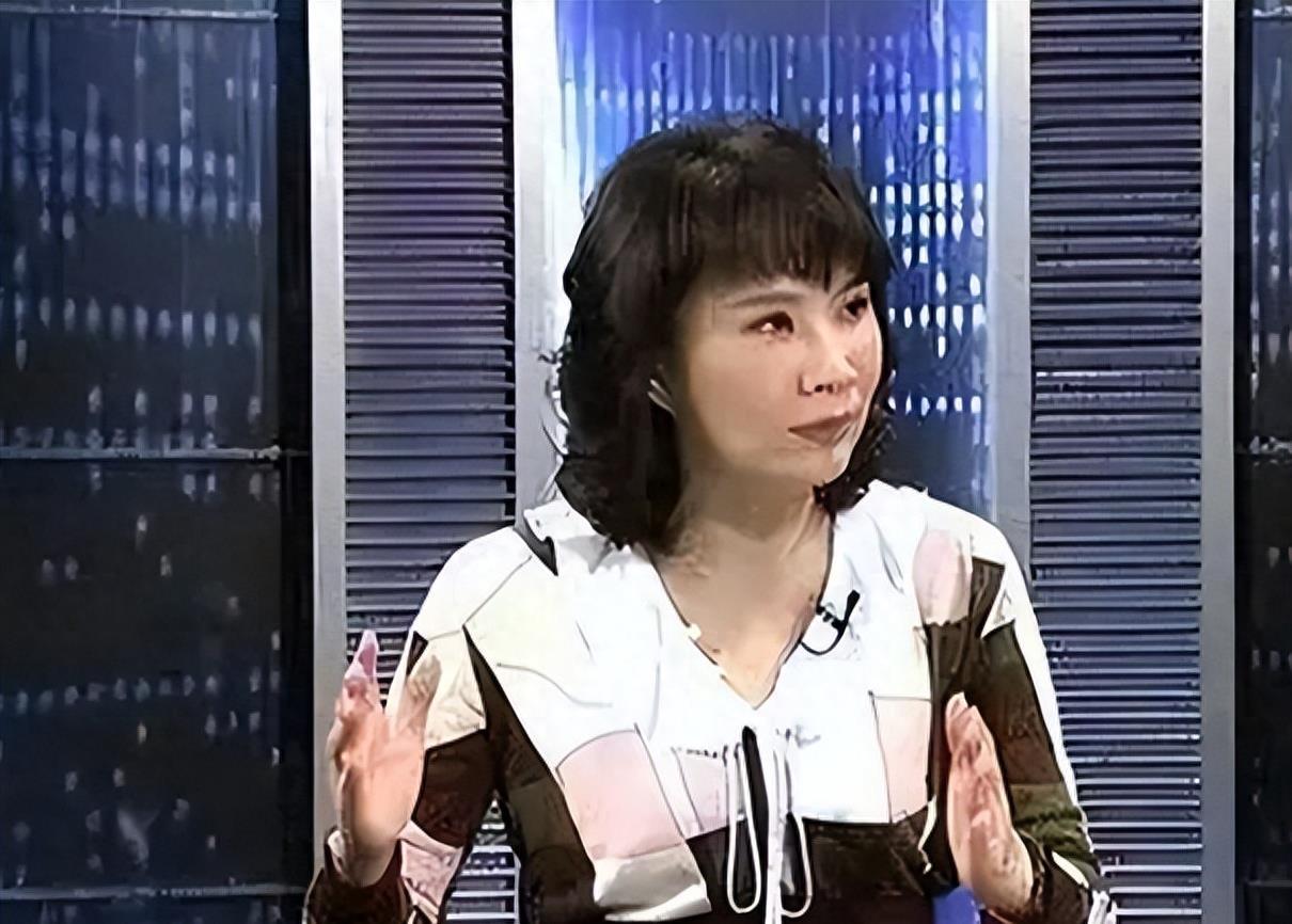 台湾省终于出现了明白人，台媒体人陈凤馨表示：大陆之所以不打台湾省，不是因为岛上官