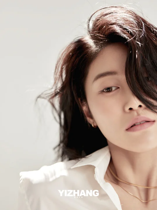 狠狠爱了❤️松弛感白衬衣肖像💯简单又高级