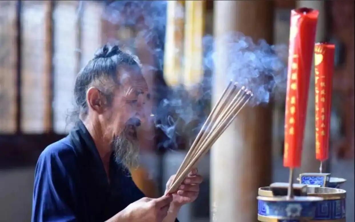今天给我来俩20%的涨停吧。