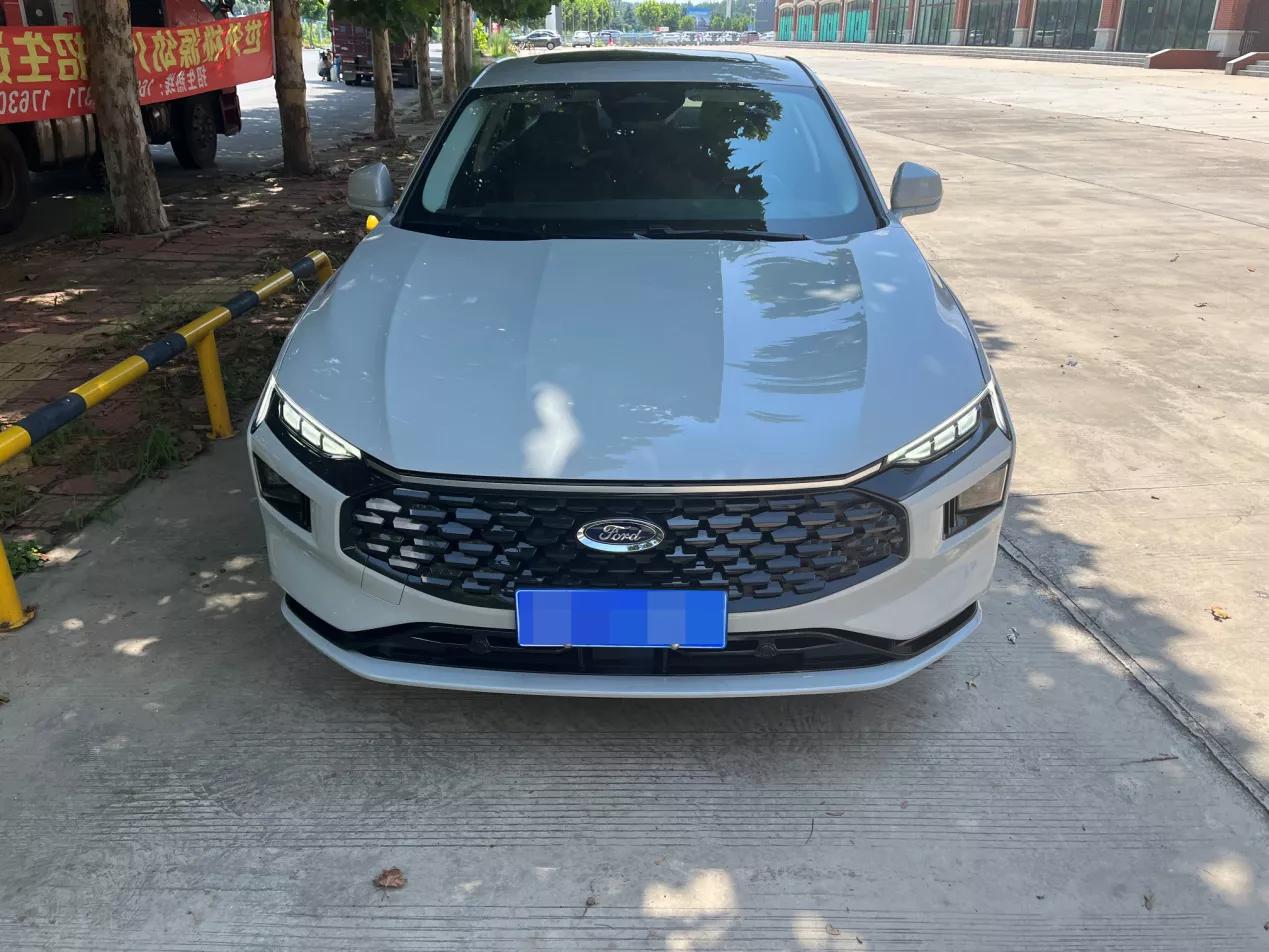 道路千万条，安全第一，开新蒙更安心
现在智能驾驶比较普及，高速路上用智驾的人比较
