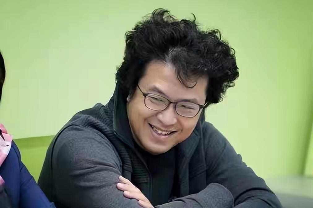 看赵少康采访沈伯洋的视频，我实在是无力吐槽。
每次被指控一些问题，沈伯洋都会说，