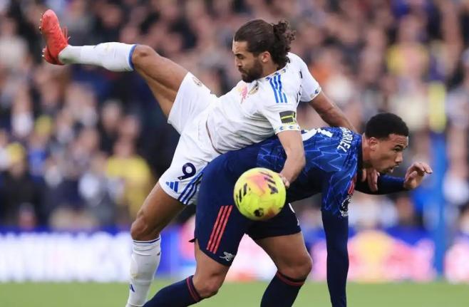 阿森纳4-0，英超争冠大局已定！甩开曼城7分，哲凯赖什破球荒
利兹联今天在艾兰路