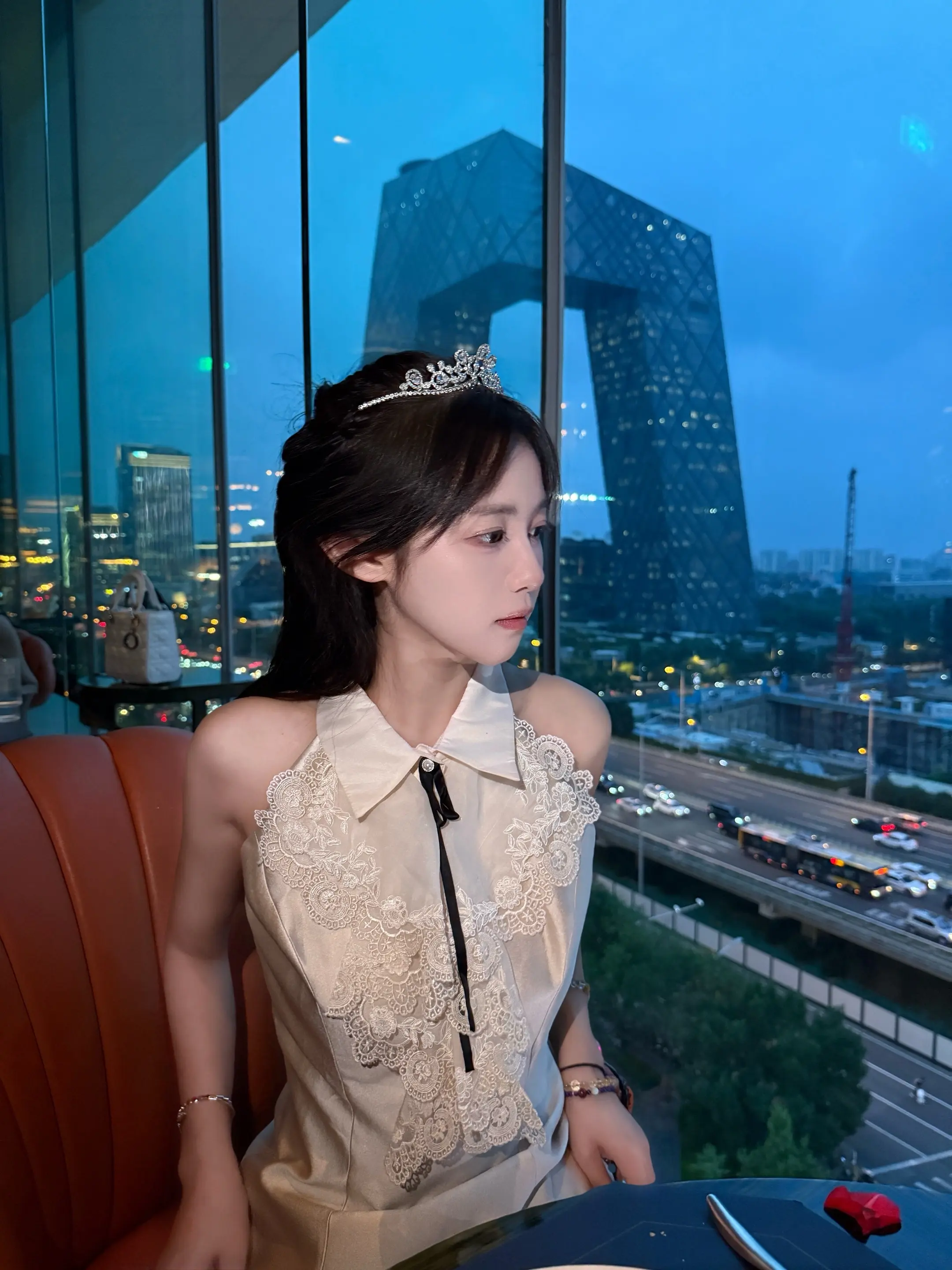 让蜡烛代替所有灯