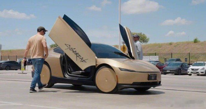 特斯拉Robotaxi下月开始全天候运营【特斯拉无人出租车 Robotaxi 将