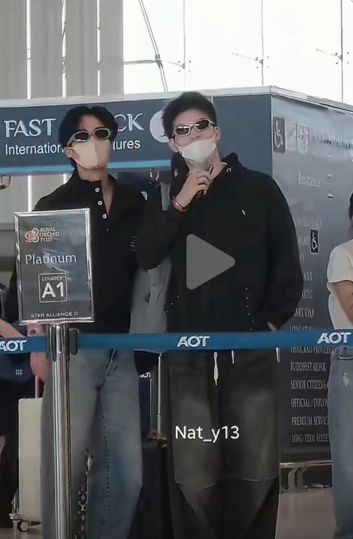 当泰国明星偶遇中国明星reaction🈶：泰国演员在机场偶遇了丞磊还把视频发到