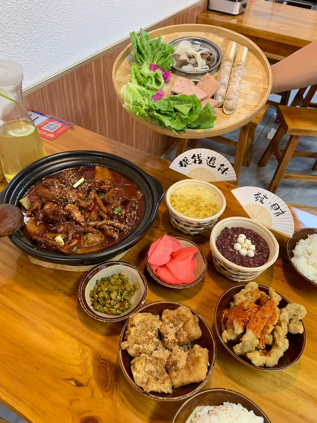 南邵打工人干饭神店！煲廿传砂锅煲太香了