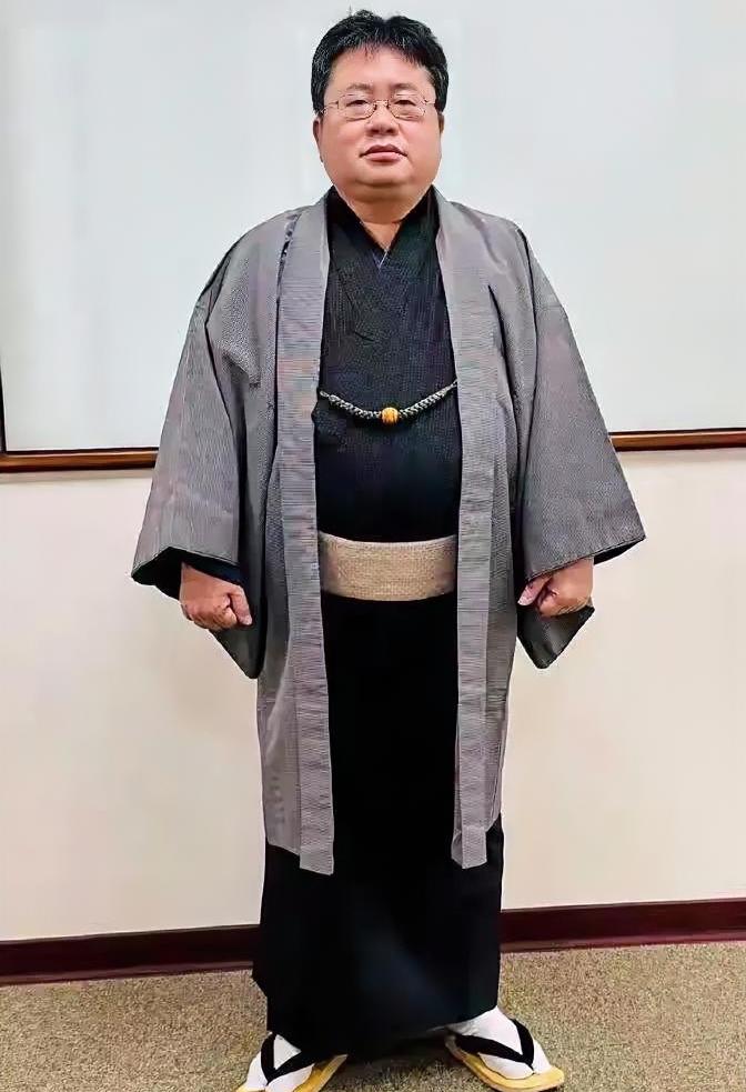 日本极右翼分子、所谓媒体人矢板明夫简直把颠倒黑白、倒打一耙的伎俩刻进骨子里了
