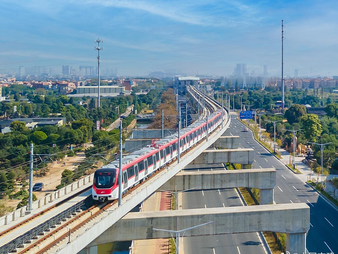 【广东佛山地铁2号线一期工程正式运营】
近日，中交城投投资建设的佛山地铁2号线一