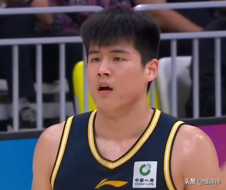 得到认可！萨姆纳谈陈家政：

“他非常有潜力。”

“今天的表现很出色。”

“