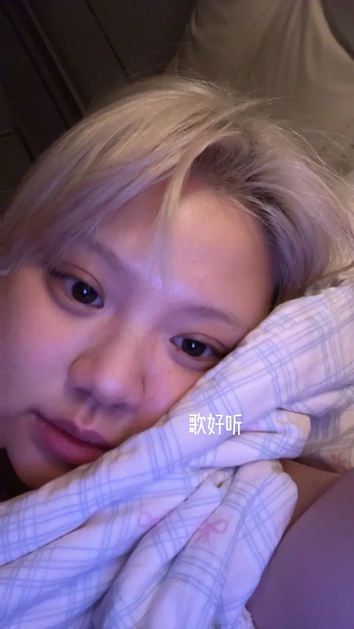 我们都在忙着追求不一样的人生