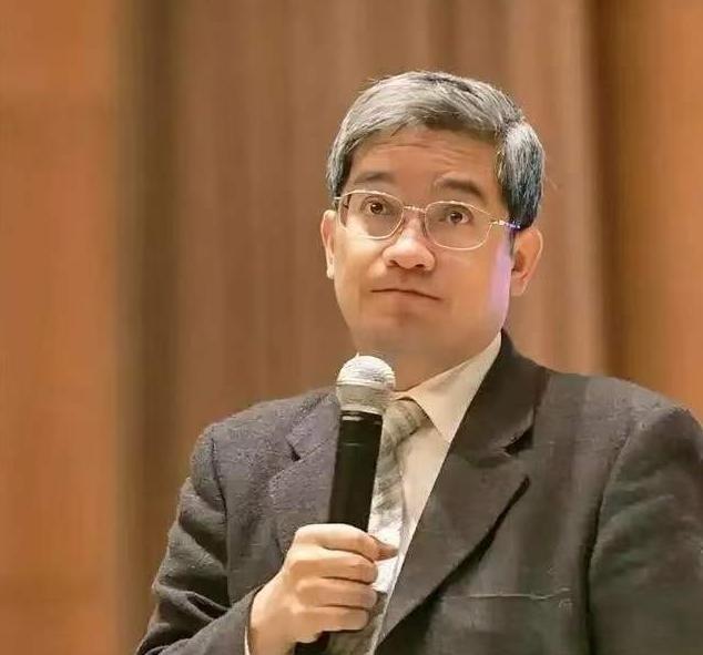 一位经济学家曾说：“现在最严重的问题，已经不是00后不结婚，90后不生娃，而是生