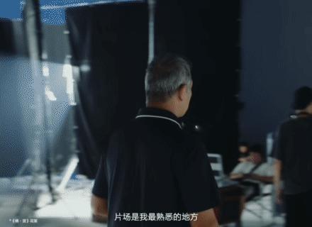 金鸡奖颁给《横·竖》，不仅是颁给黄觉的才华，也是颁给一种全新的创作模式。在这条创