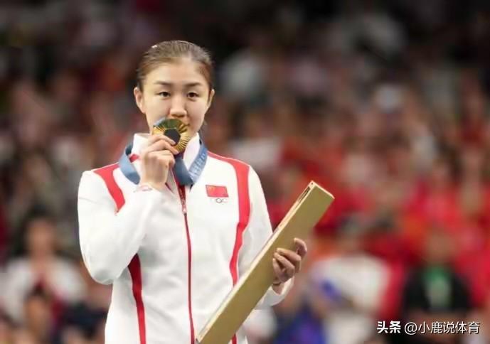 樊振东没动静，陈梦直接官宣复出！
 
国乒直接炸场了！
 
一边小胖归期毫无音讯