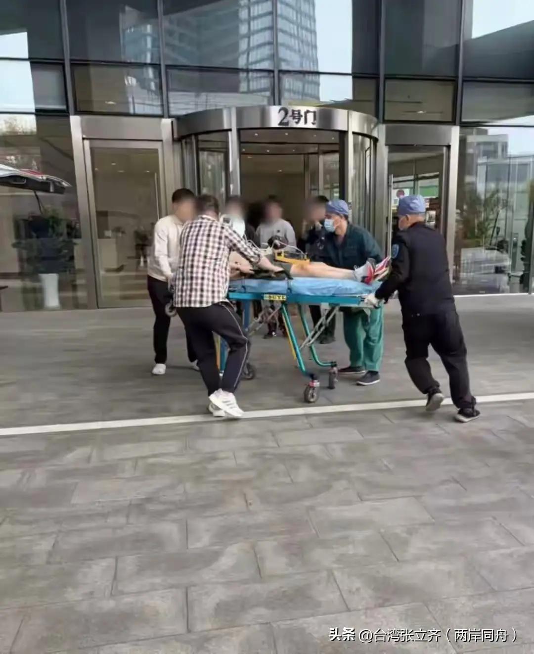 炸锅！张雪峰突然倒下，心力耗尽让人唏嘘！
3小时赚2亿又如何？不懂心力，再拼也白