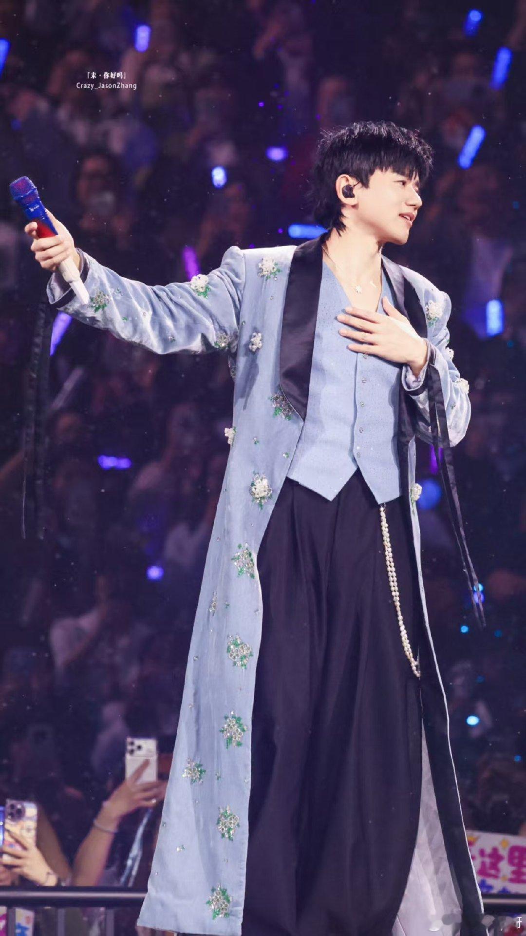 张杰 做歌手之前要做个好男人 完全没带着粉丝滤镜去看，结果被张杰的演唱会狠狠圈粉