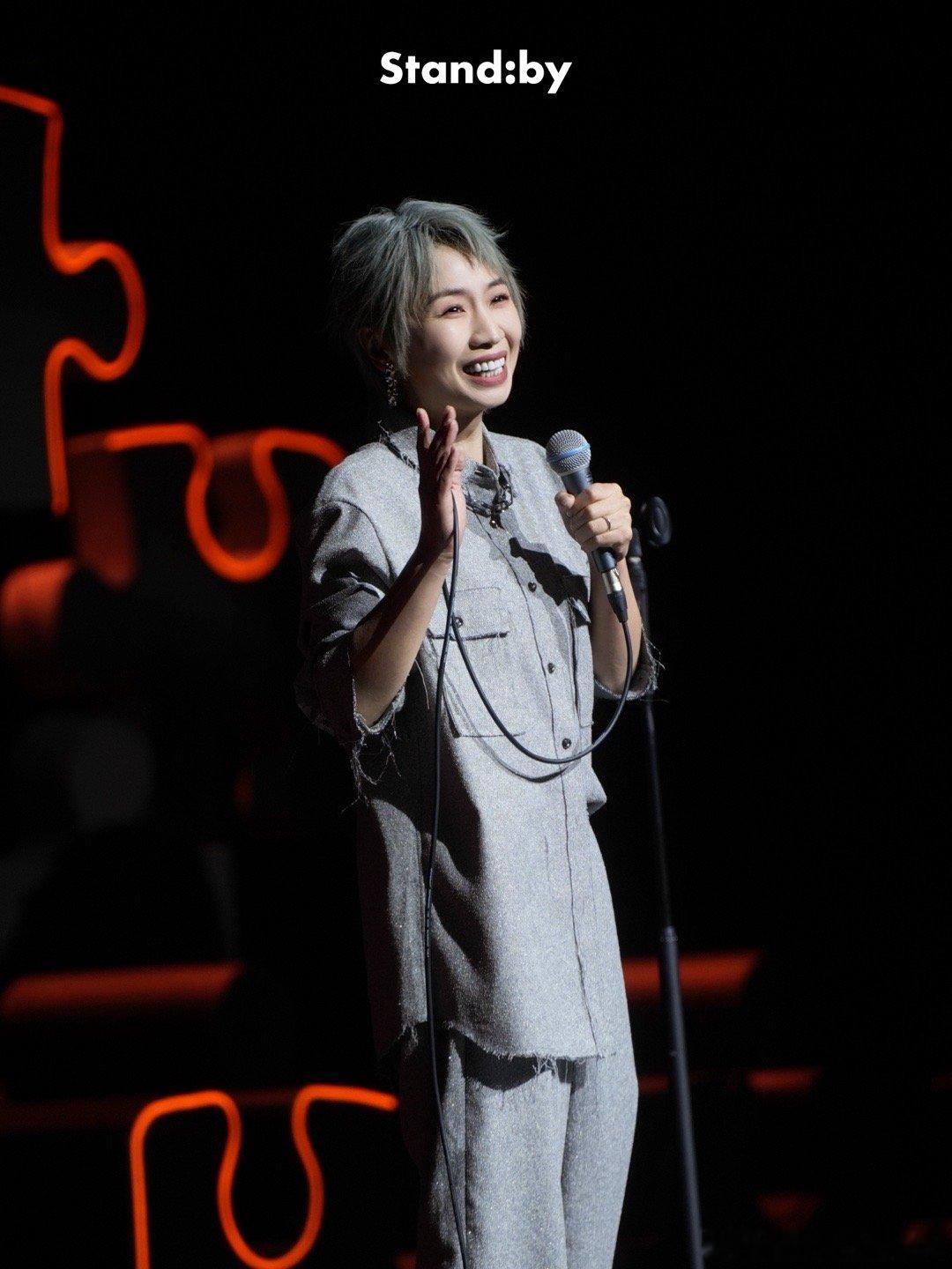 小鹿专场南昌温州成都加场我的中女时代Standby好了 小鹿脱口秀专场南昌温州成