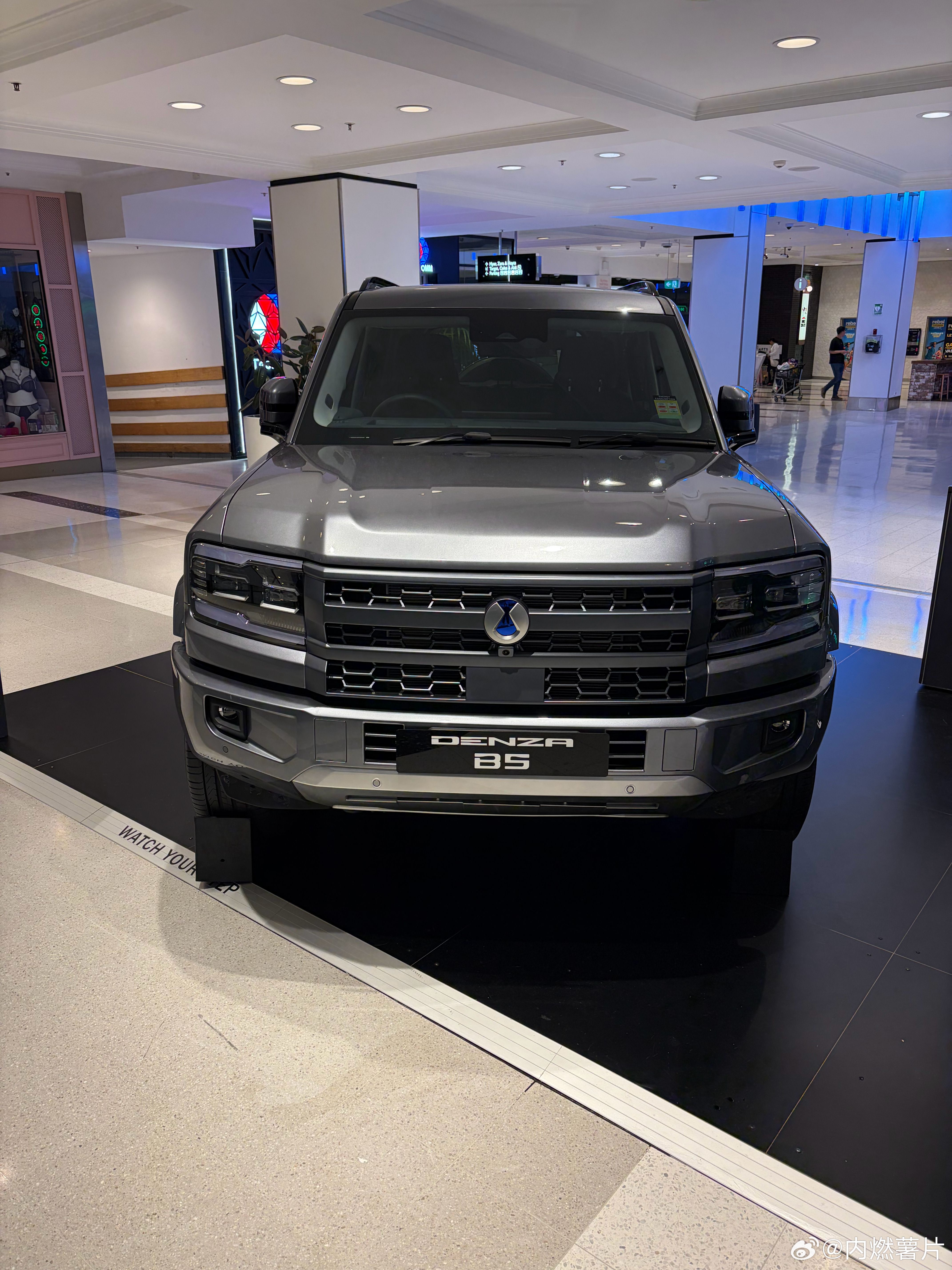 最近悉尼的 BYD 展车和广告明显多了起来，要抓住油价疯涨的风口了吗