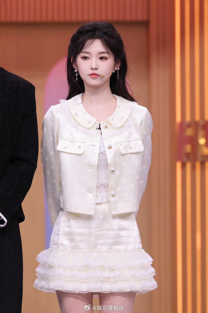 李柯以王培延一开口就有短剧那味了 你好星期六超强代入感名场面！李柯以王培延眼神互
