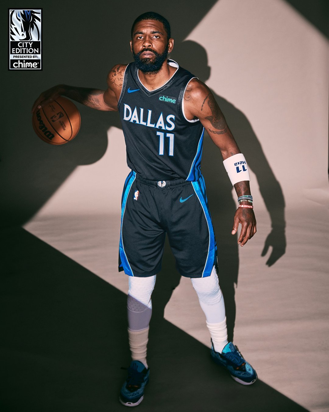 城市版球衣&欧文。