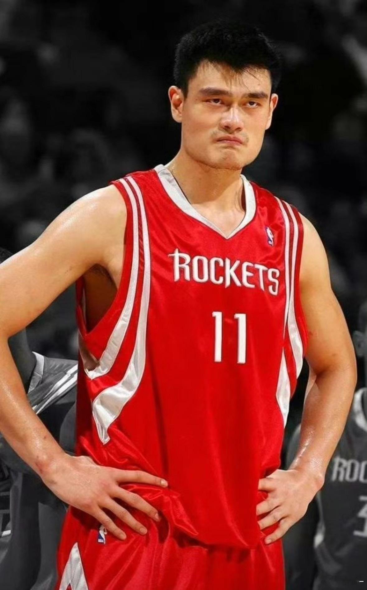 #曝姚明辞职#  解脱了吧 ，他肯定是最懂篮球和最懂球员的人，把自已的人脉和资源