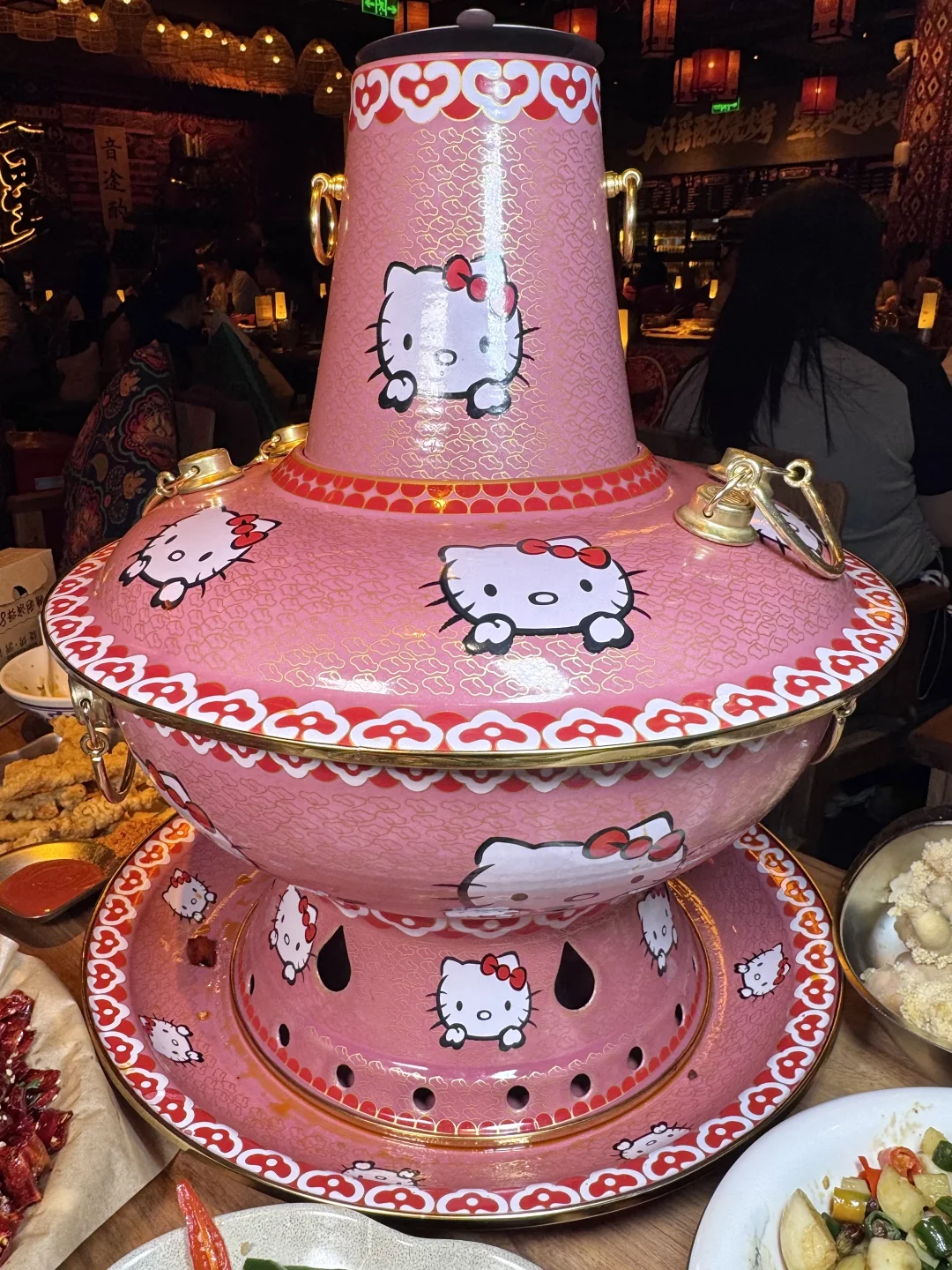 深圳果然是大城市！！HelloKitty火锅！！🥹🥹