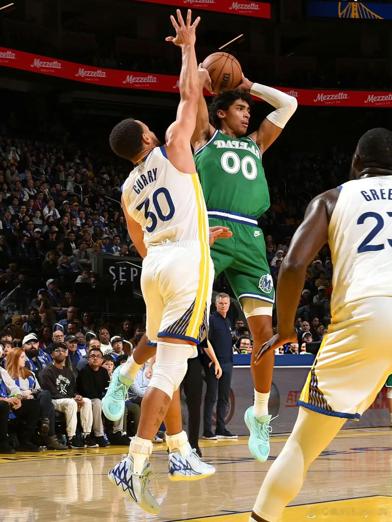 错位的国货同框正经的国货同框期待的国货同框国货之光