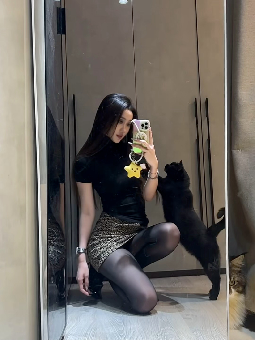 厚黑引人遐想 ​​​