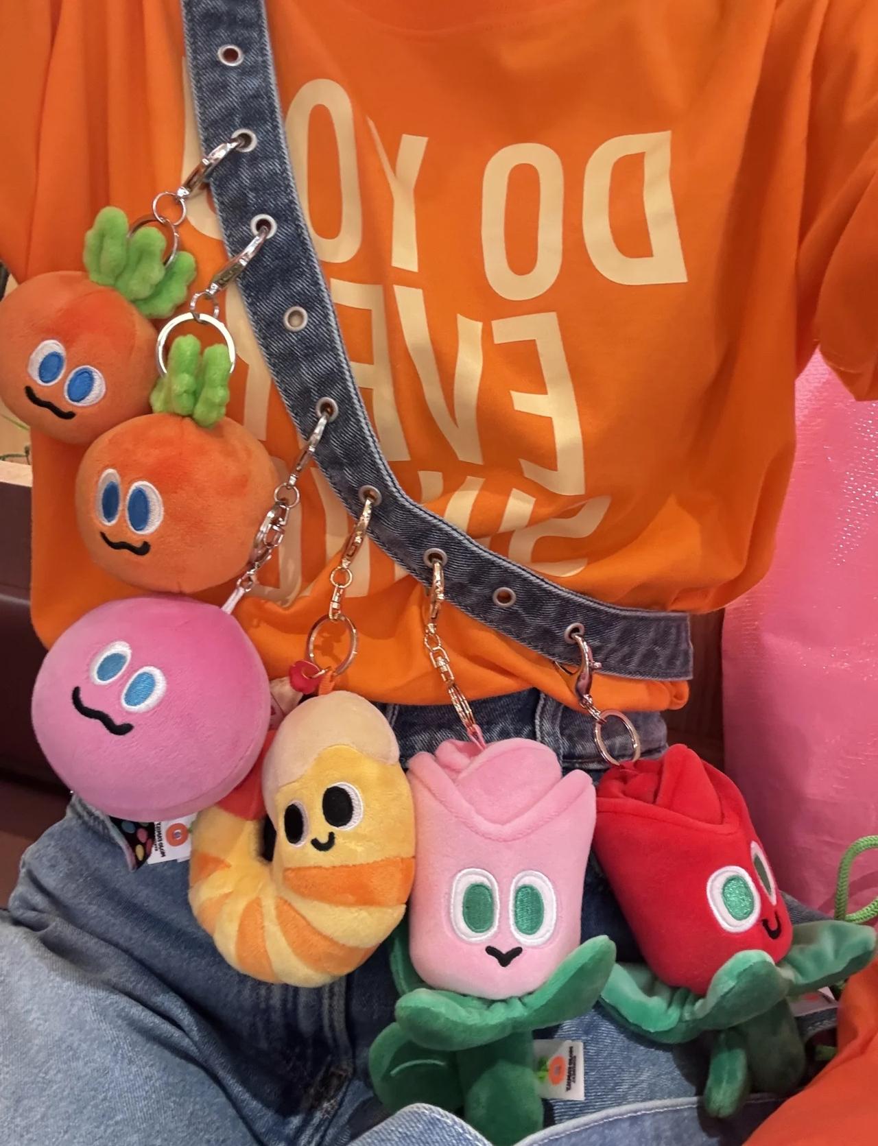 你就说shine不shine吧
信球 胡萝卜 卜卜 粉玫瑰小玫瑰