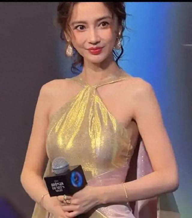 37岁Angelababy被嫌老，一句“想哭”戳中多少女人
