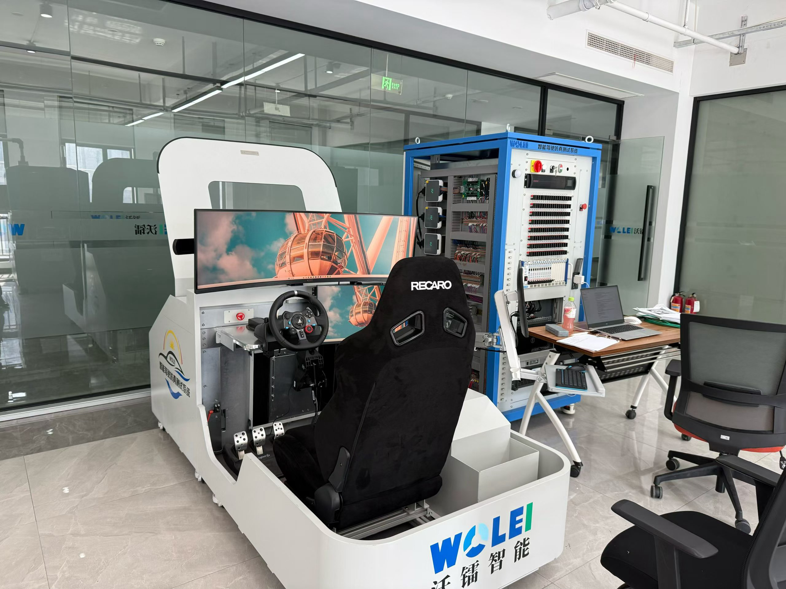 新能源大牛说比亚迪天神之眼全栈自研 新能源汽车智驾域控制器测试设备，你们喜欢吗？