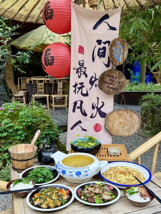 下高铁站直奔这一家本地人推荐的农家小院