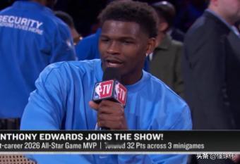 敢说实话的华子！爱德华兹谈约基奇和东契奇：

“约基奇和东契奇都是联盟最优秀的球