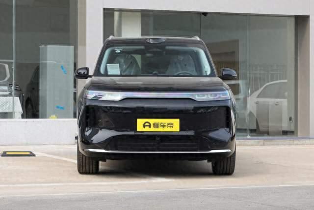 荣威家越 07｜Momenta R7 世界模型智驾介绍