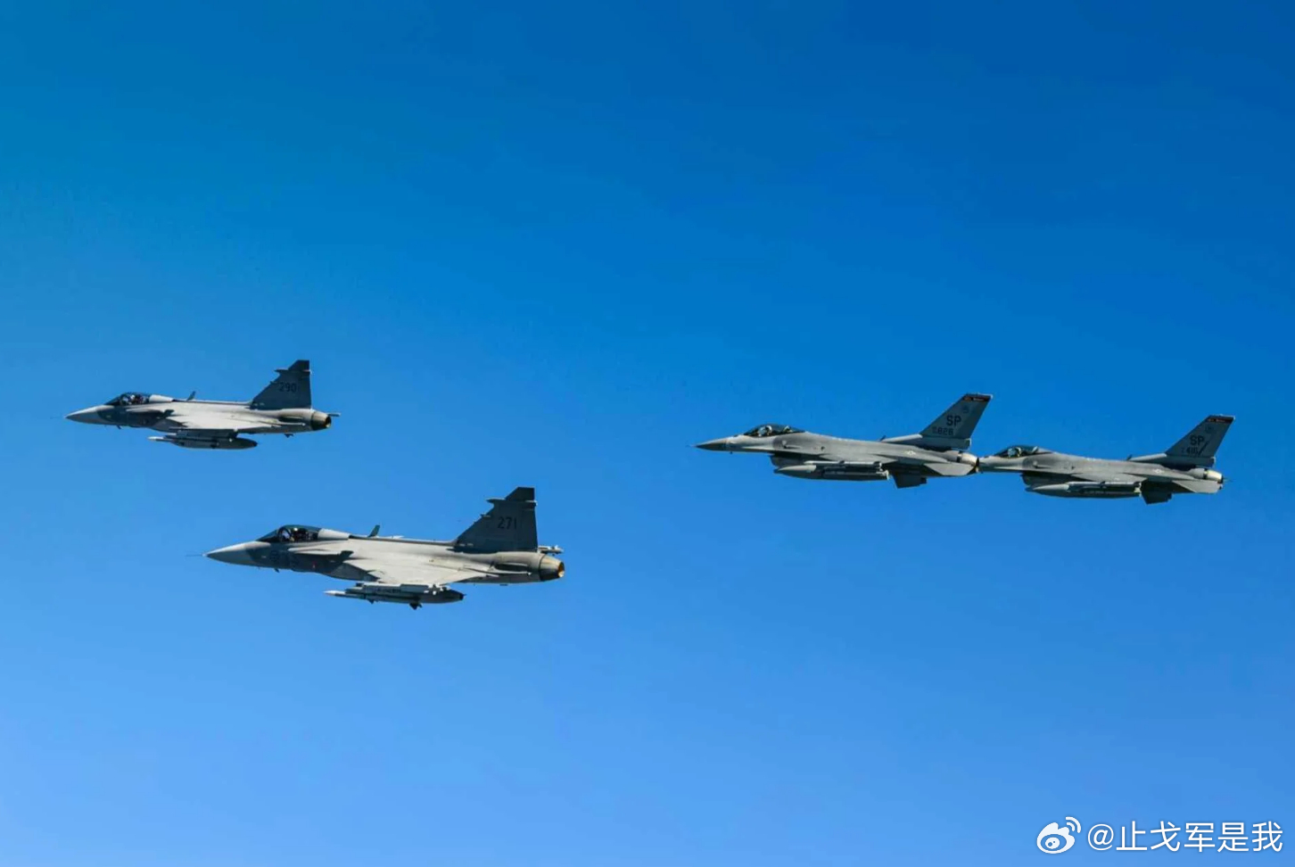 二手鹰狮还是二手F-16，保加利亚四处询价，新战机为何不能飞？2026年7月28