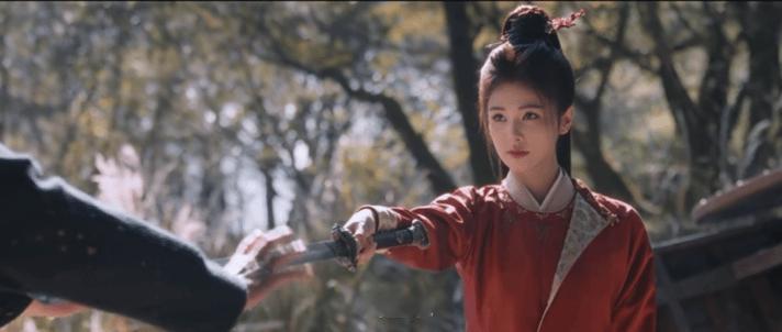 白鹿李佩仪做局坐进了局子明明是被人陷害抓进局子谁能想到全是她自己做的局啊，入狱根