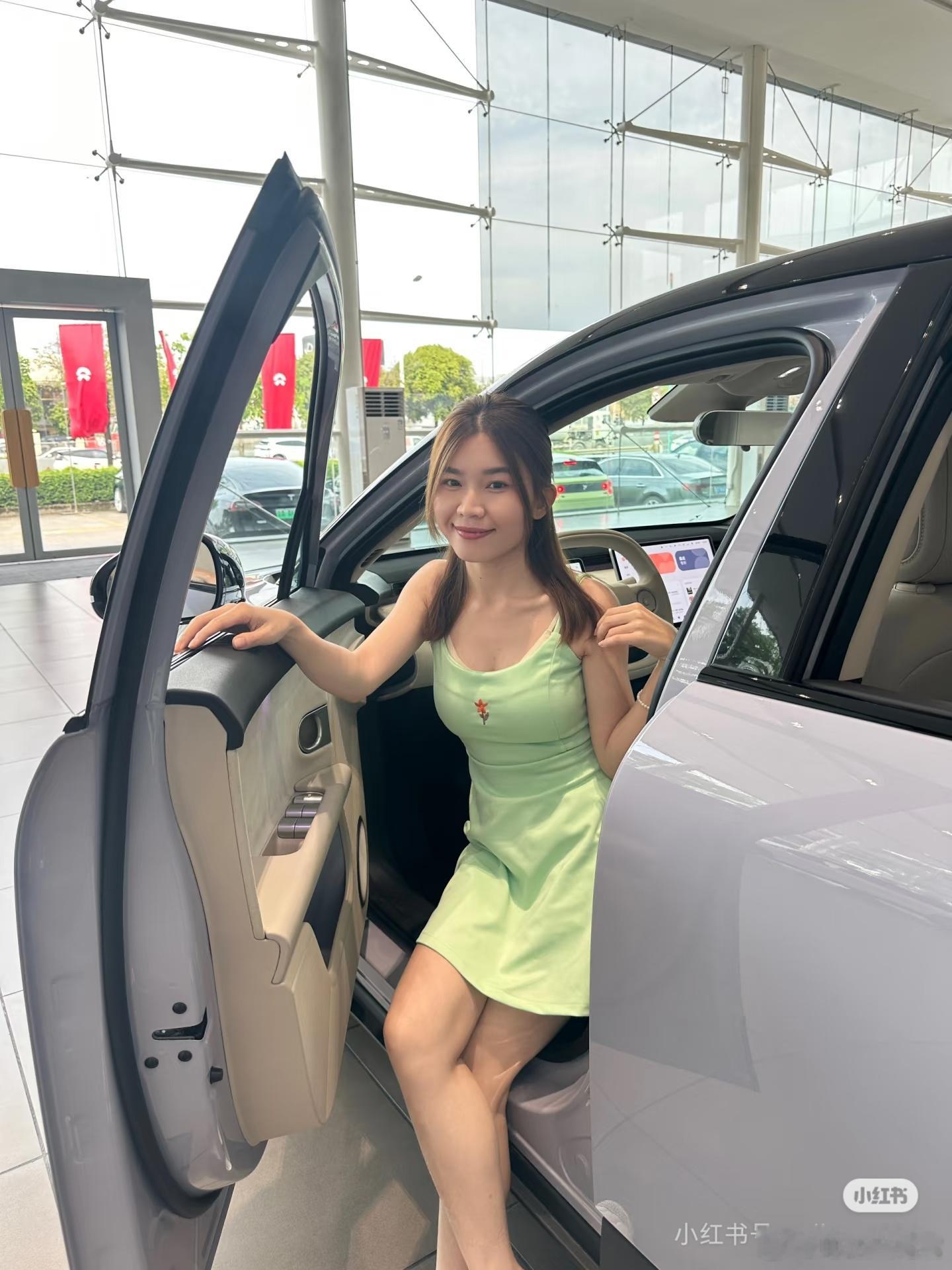 10w拿下女生的第一辆梦中情车！！我为nio代颜开蔚来美美的蔚来汽车[超话]大v