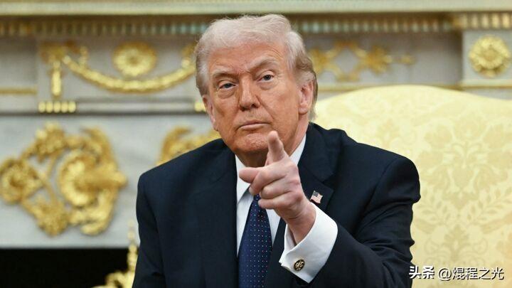 众议院否决限制特朗普对伊军事行动决议！

3小时前，美国众议院周四以219票对2