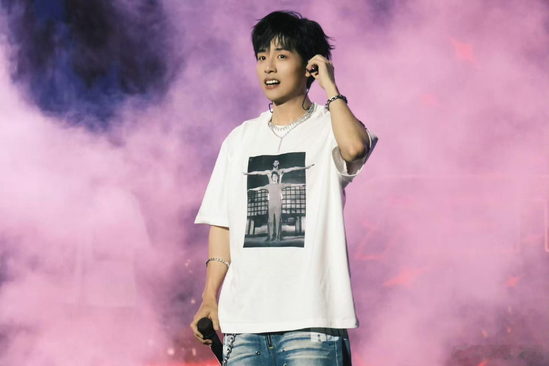 两年后是钮祜禄Rapeter新说唱2025 从初出茅庐到如今的稳定爆发，Rape