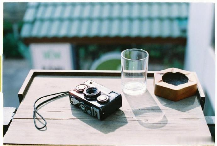 “我必须离开，必须旅行，我的心必须到自由里去。”生活手记