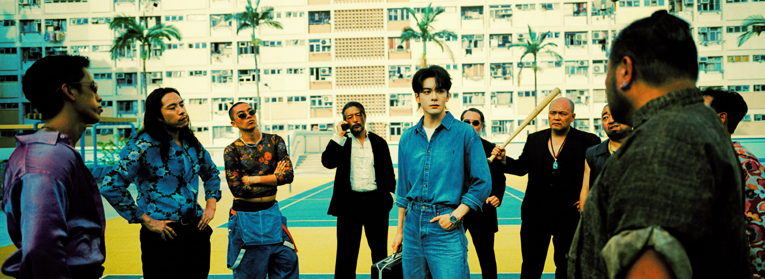 曾舜晞新单摇来好多人啊 曾舜晞粤语新单《夏日戏剧》阵容好顶！夏永康掌镜港风写真超