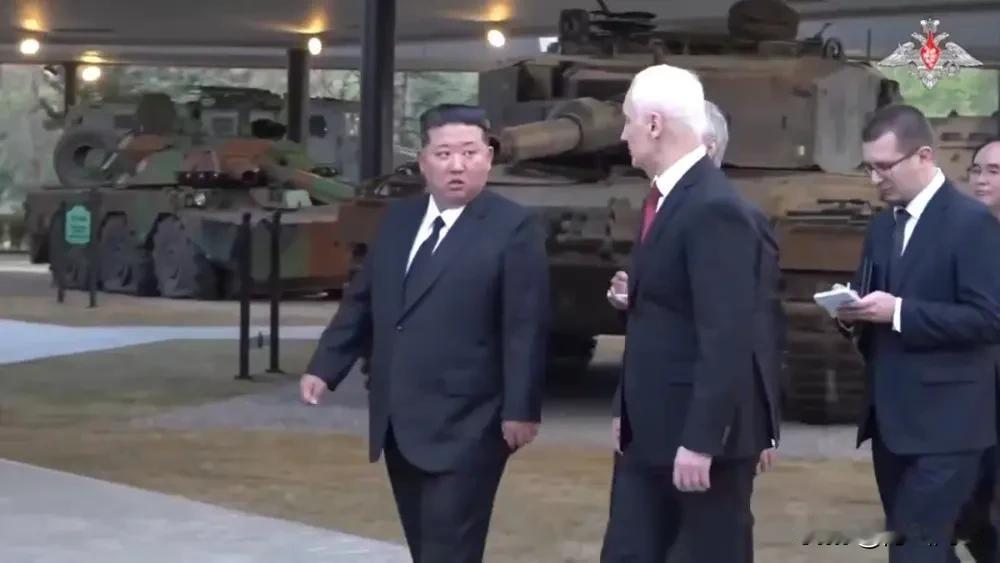 毫无疑问，俄罗斯把俄乌战场上缴获的北约及美国制式装备，直接赠给送朝鲜，确实是俄罗
