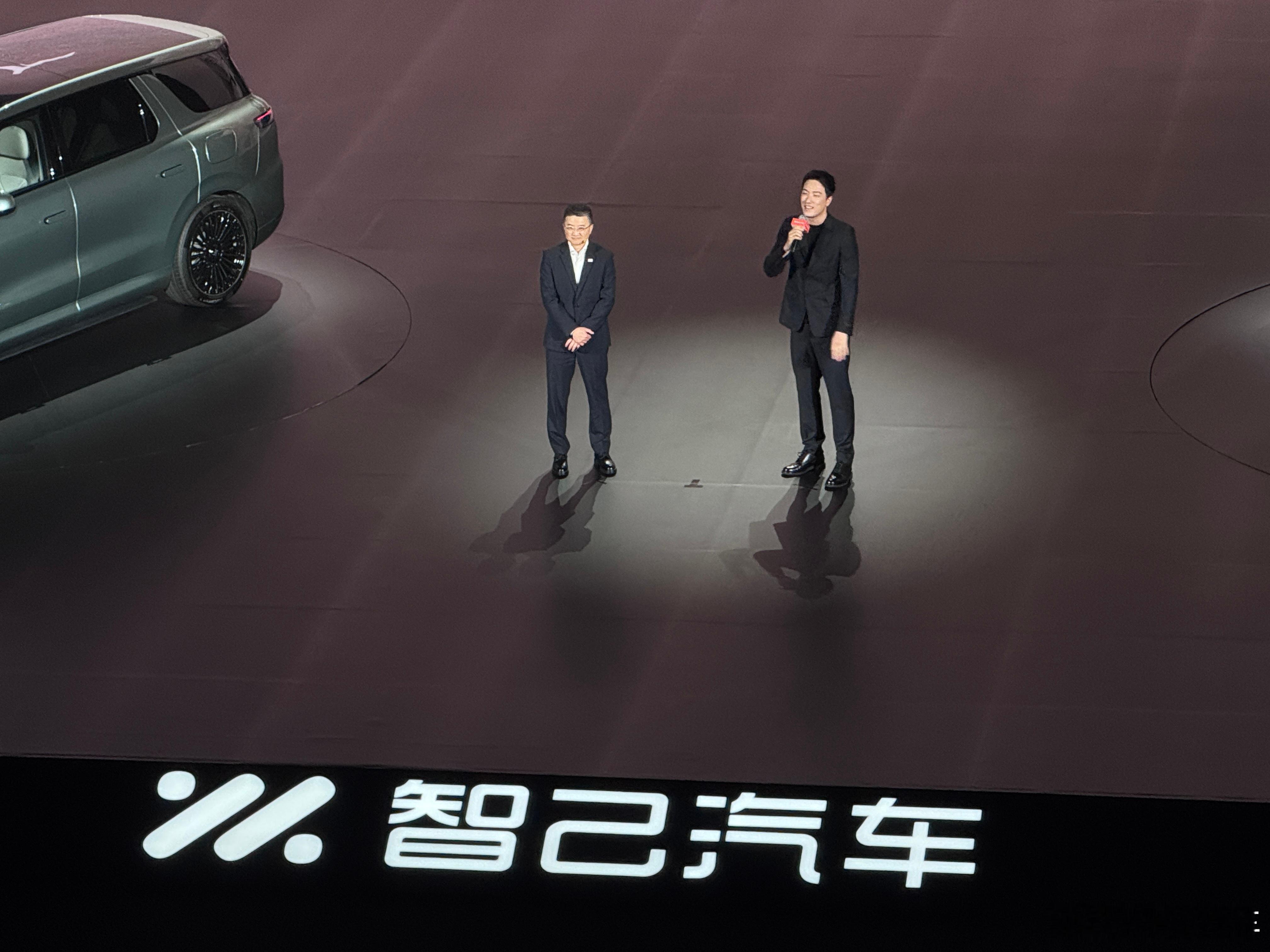 刘翔，我小时候的精神榜样啊！智己LS8今日正式上市