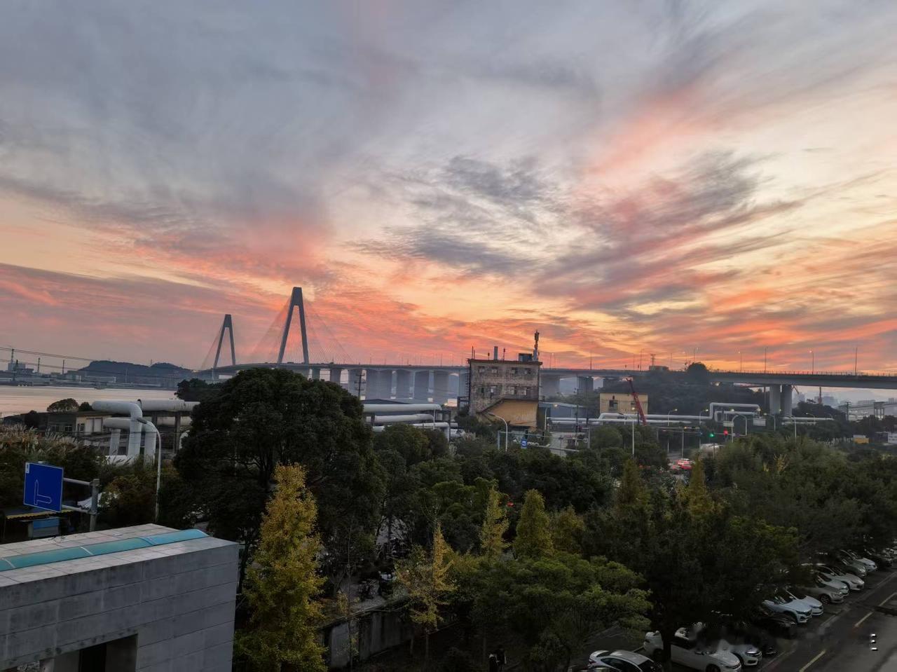 生活中随手记录美好瞬间，是诗和远方就在身边的证明。