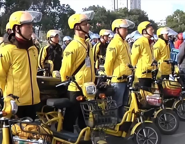 中年人失业后最后一条路也变难了？外卖行业背后，3个现实压力正在显现

过去很多人