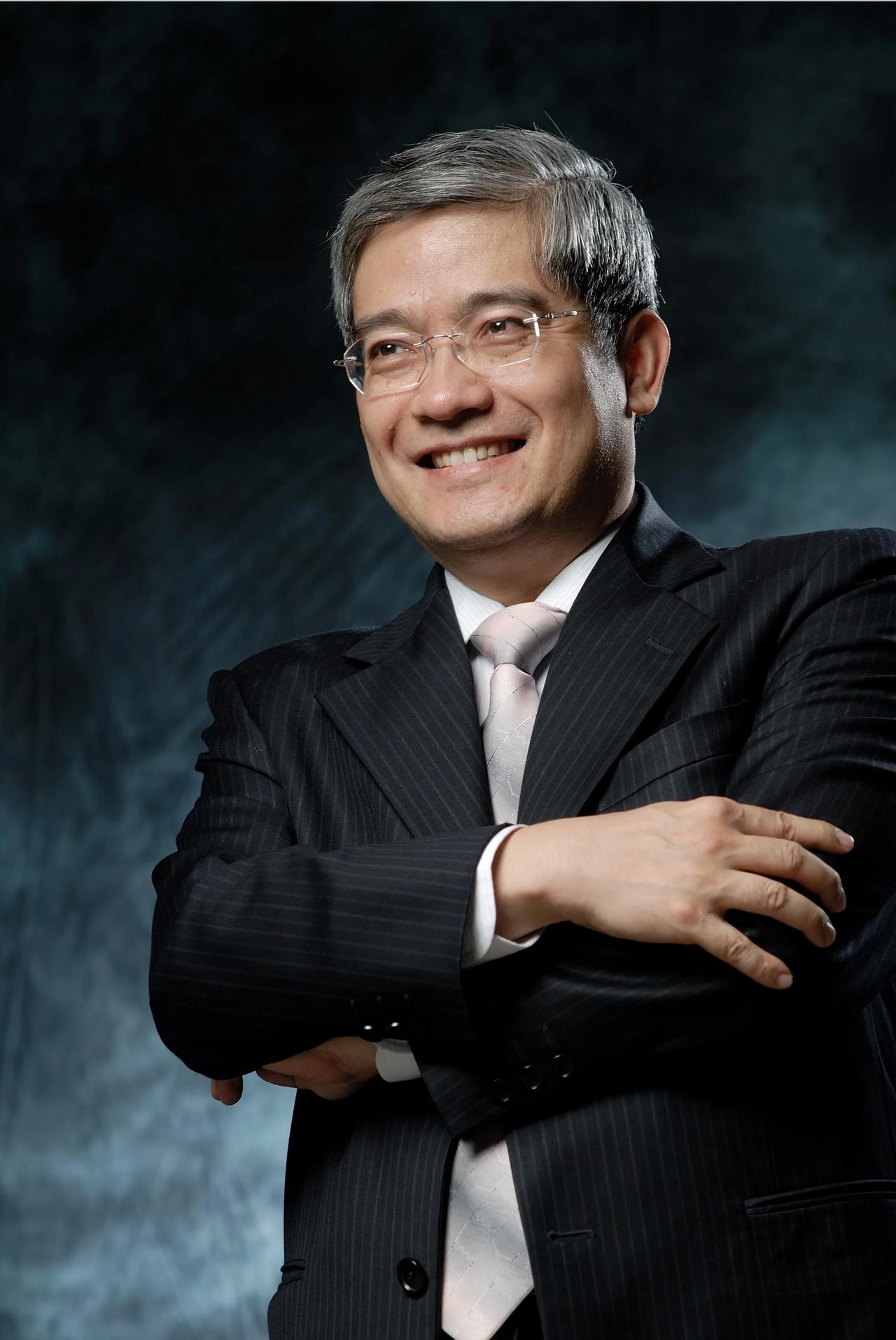经济学家郎咸平说，自古成大事的人，都是小心眼，都是睚眦必报，因为他们啊，不允许自
