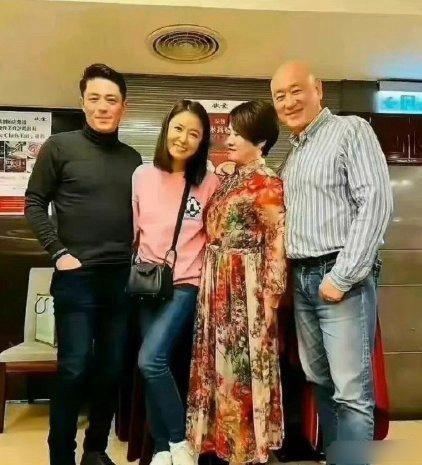 为什么六万多的包被林心如背出了60元的效果 