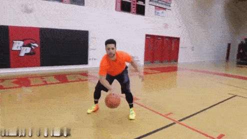 9种每天都需要打卡的球感训练，无论在球场上打什么位置，基本功训练每天都是不可忽略